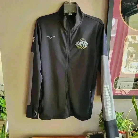 MIZUNO Women's Black/Gray Jacket Full Zip Size XL Running Gym Long Sleeves - Picture 1 of 10